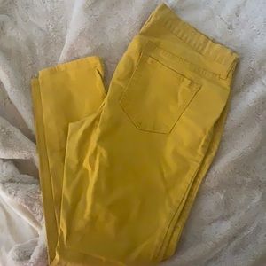 COPY - Old Navy Skinny Rockstar Jeans